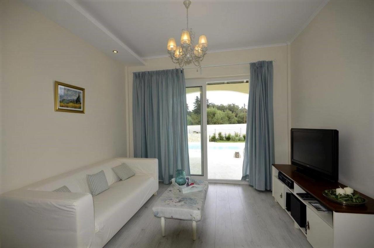 Villa Evanna Lefkimmi  Bagian luar foto